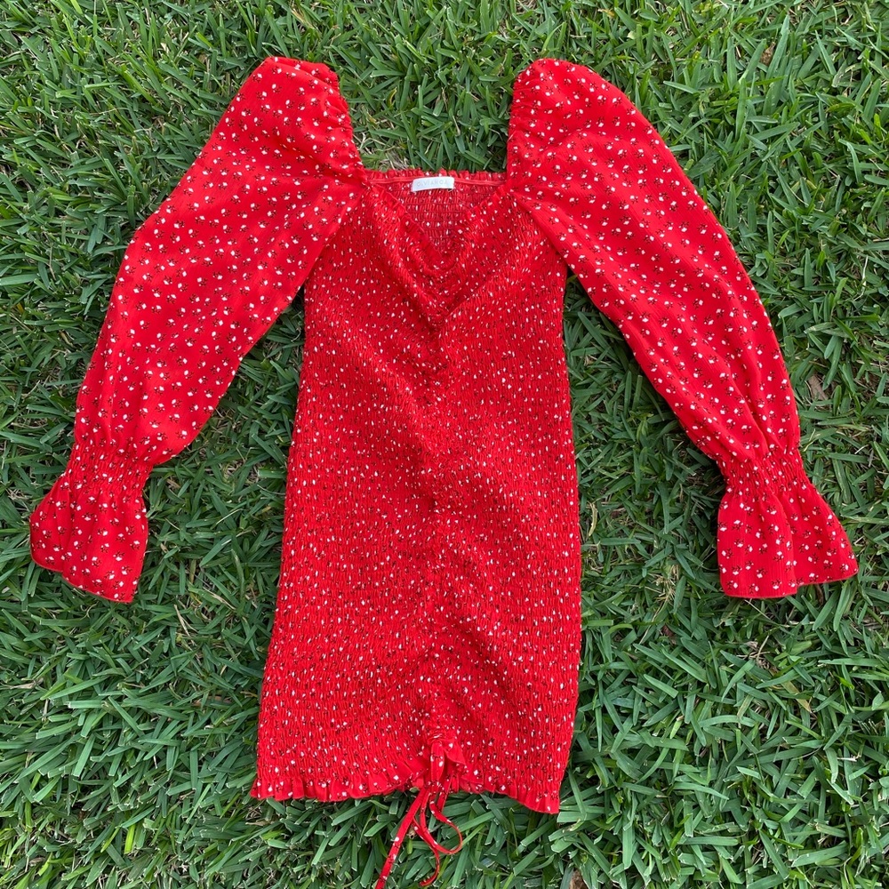Long sleeve scrunch dress.